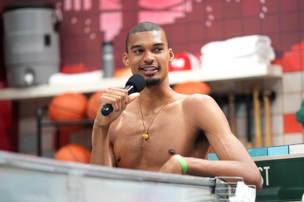 Wenban: Đến NASA sẽ không giúp