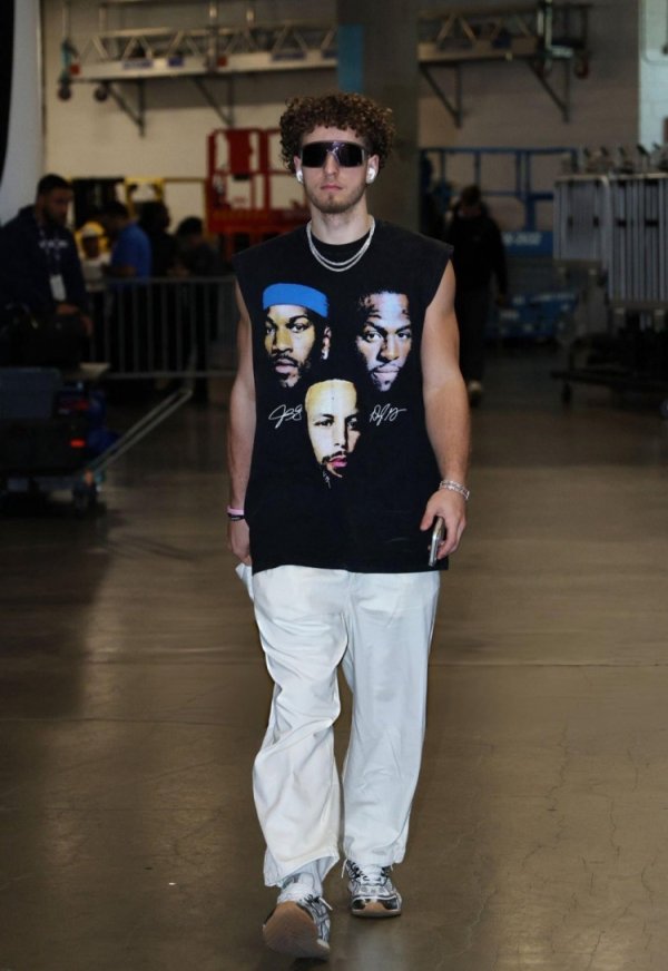 Nó thực sự là của bạn! Áo ghi 