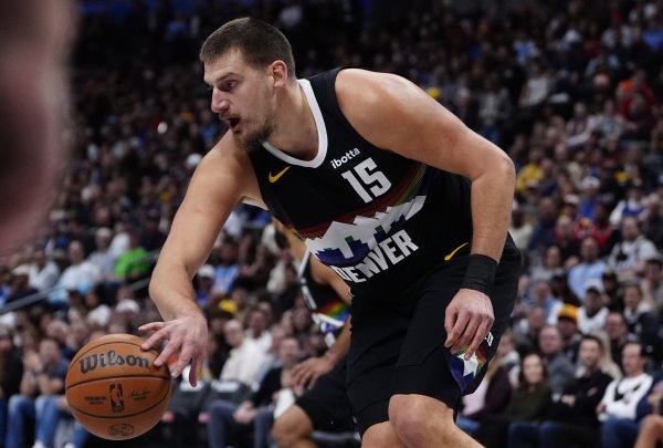 Tầm nhìn rộng! Cú ném xa từ gi